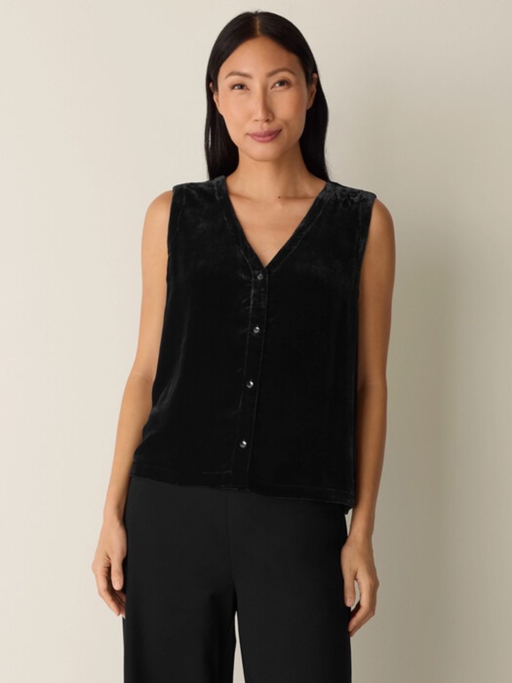 EILEEN FISHER - Velvet Vest in Black. Tie back. Size XS P2P 20”